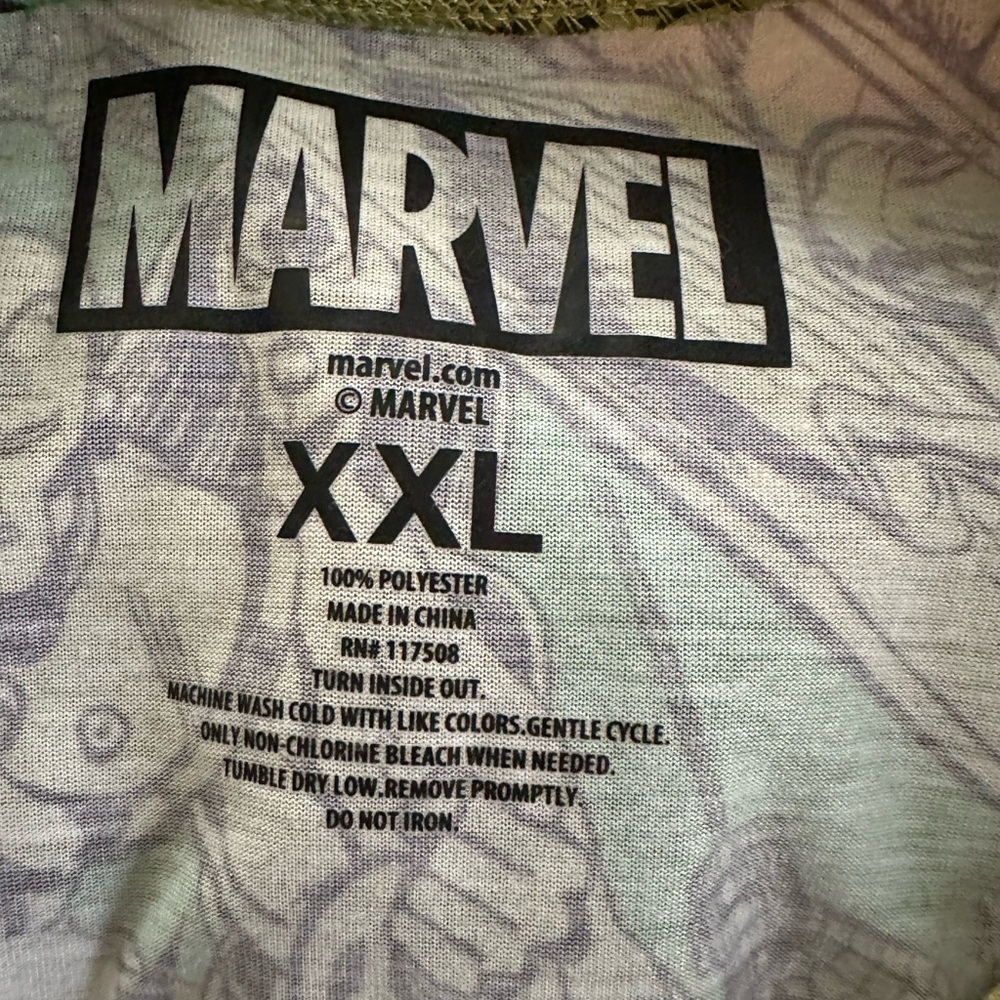 Marvel size XXL sweatshirt - Picture 4 of 8